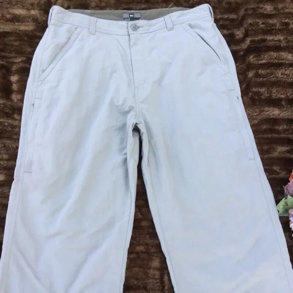 REI Mens Cargo Outdoor Pants with Sun Protection - Picture 4 of 8